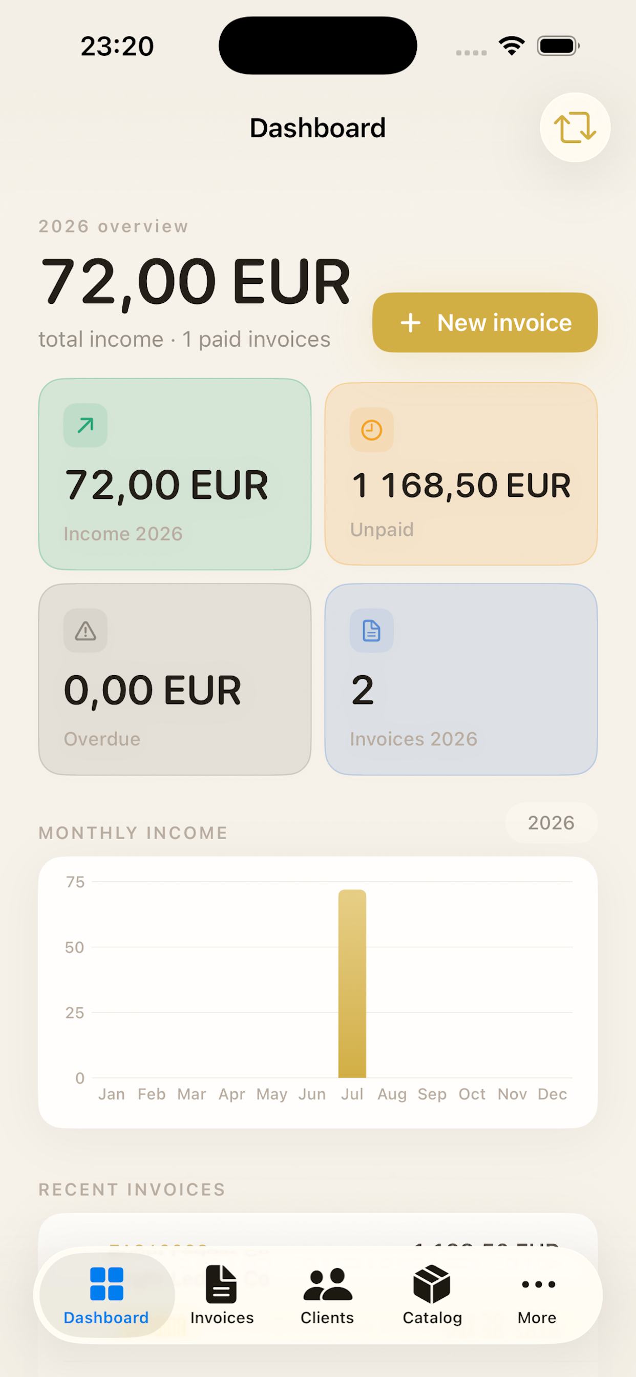 Invoice tracker - Invoxtra iPhone dashboard Invoice tracker - Invoxtra iPhone dashboard showing income and recent invoices